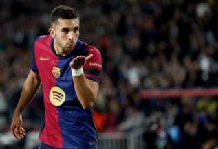 «يويفا» يكشف عن حكم مباراة برشلونة ضد إنتر ميلان فى نصف نهائي دوري أبطال أوروبا