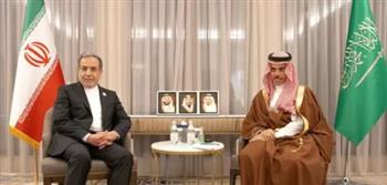 وزير الخارجية السعودي ونظيره الإيراني يبحثان مستجدات المحادثات بين طهران وواشنطن