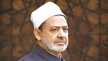 شيخ الأزهر يطمئن هاتفيًّا على الدكتور أحمد عمر هاشم بعد تعرضه لوعكة صحية