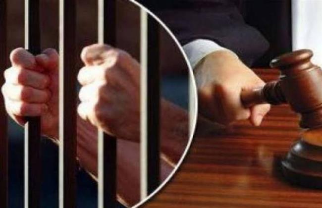 ما هي العقوبة القانونية المنتظرة للمتهم بهتك طفل داخل مدرسة في  البحيرة؟