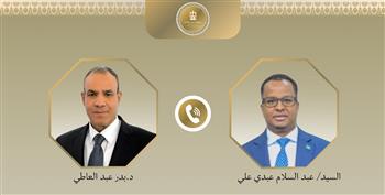 «عبد العاطي» يجري اتصالًا هاتفيًا بوزير خارجية الصومال الجديد 