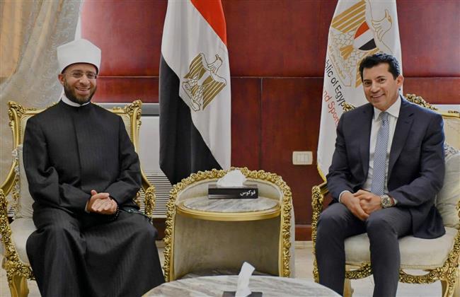 وزيرا الرياضة والأوقاف ووكيل الأزهر يشهدون لقاءً حواريًا حول تعزيز الهوية الوطنية| صور