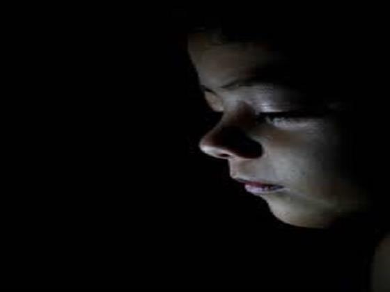 كيف تعلم طفلك خصوصية الجسد ورفض تخطيها؟.. طبيب نفسي يوضح| خاص