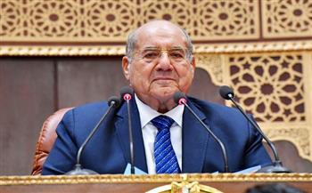رئيس "الشيوخ" يبعث برقية تهنئة للرئيس السيسي بمناسبة عيد العمال