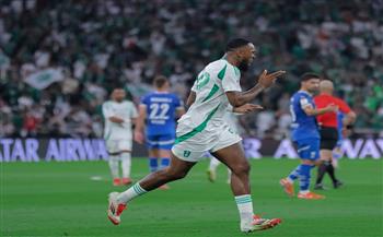 أهلي جدة يطيح بالهلال السعودي ويتأهل لنهائي دوري أبطال آسيا للنخبة