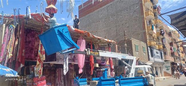 حملة مكبرة لرفع الإشغالات والتعديات بحي ثانِ الإسماعيلية 