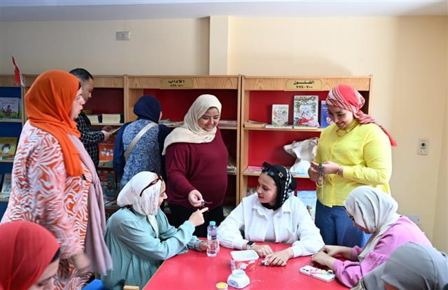 ضمن ملتقى "أهل مصر" للمرأة الحدودية بالعريش.. لقاء حول "العمل التطوعي" وورش فنية وحرفية متنوعة