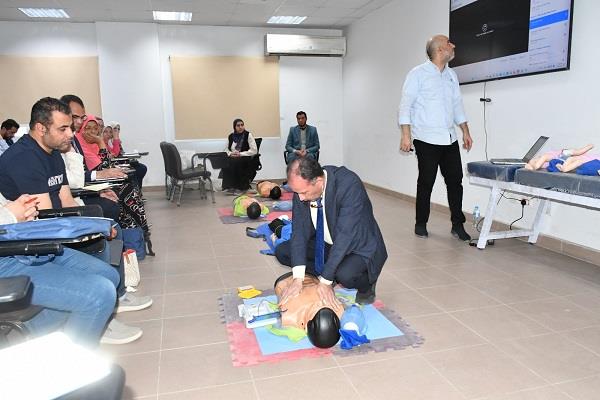 وزارة الصحة تنظم ورشة عمل لتدريب بعثة الحج الطبية على مكافحة العدوى وإنعاش القلب الرئوي