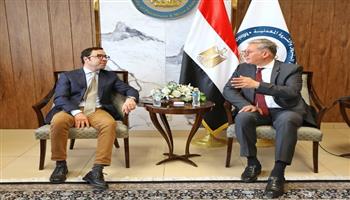 وزير البترول يبحث مع "شارد كابيتال" مستجدات مشروع مجمع البتروكيماويات بالعلمين
