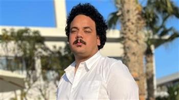 «يارب تبقي متهنية في الجنة».. مصطفى غريب يحيي ذكرى ميلاد والدته
