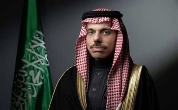 وزير الخارجية السعودي ونظيره الياباني يبحثان تعزيز العلاقات الثنائية