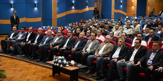 رئيس الوزراء يشهد عرضًا بشأن المرحلة الأولى من المخطط الشامل لتطوير ميناء غرب بورسعيد