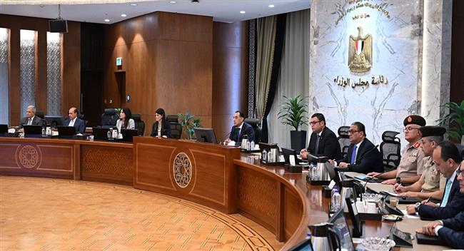 رئيس الوزراء يؤكد اهتمام الحكومة بمتابعة الموقف التنفيذي لمشروعات "حياة كريمة"