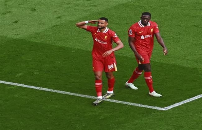 قمة الدوري الإنجليزي.. جاكبو يسجل الهدف الأول لفريق ليفربول في مرمى أرسنال