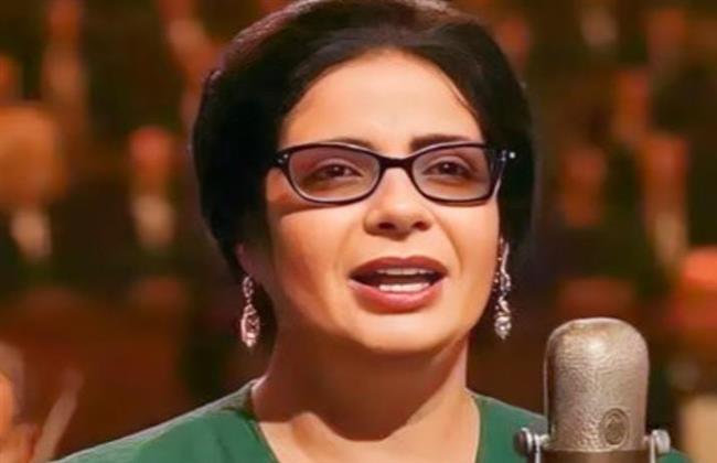 منى زكي تنهي تصوير "الست"