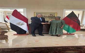 سفير مصر بمالاوي يبحث مع وزيرة الخارجية المالاوية سبل تعزيز العلاقات بين البلدين