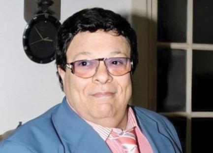 فى ذكرى رحيل إبراهيم نصر الذى دخل عالم الفن بالصدفة وصاحب الكاميرا الخفيه  
