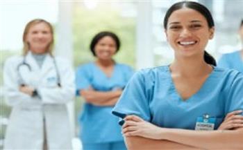 في اليوم العالمي للتمريض.. تحديات وصعاب تواجه العاملات بالمهنة
