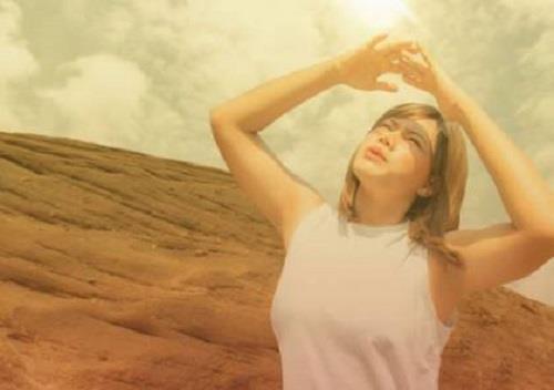 لحماية نظرك من حرارة الشمس.. اتبعي هذه النصائح 