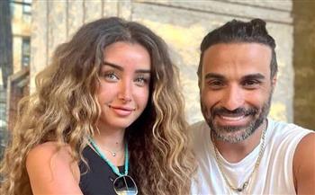 أحمد فهمي ينهي الجدل حول بوست يجمعه بهنا الزاهد 