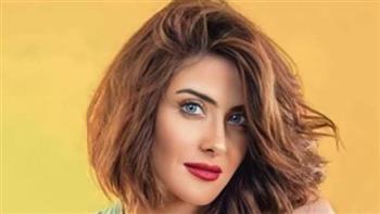 هيدى كرم توجه رسالة للفتيات: كفاية هوس بالكمال