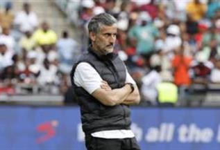 الأهلي يقترب من التعاقد مع خوسيه ريفيرو