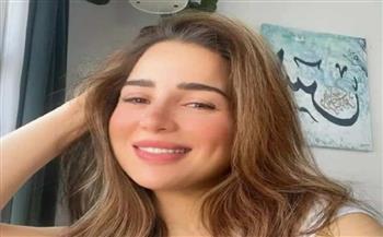 مى عز الدين تكشف سر رشاقتها: الأكل مرة واحدة.. زى الصيام!