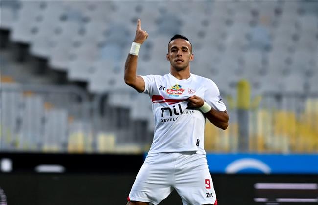 ناصر منسي يقود الزمالك أمام بيراميدز في قمة الدوري