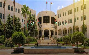 الأردن يرحب بإعلان الرئيس الأمريكي رفع العقوبات عن سوريا