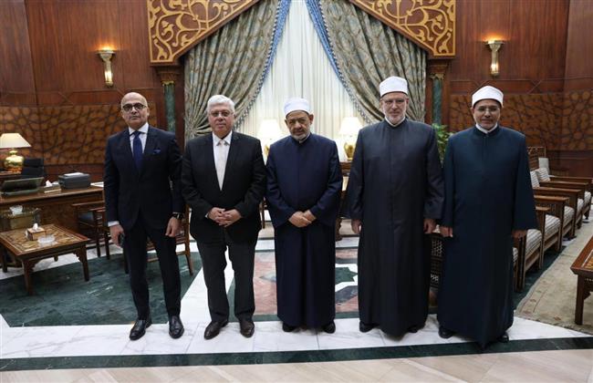 الإمام الأكبر ووزير التعليم العالي يشهدان توقيع بروتوكول تعاون لدعم أهداف التنمية المستدامة