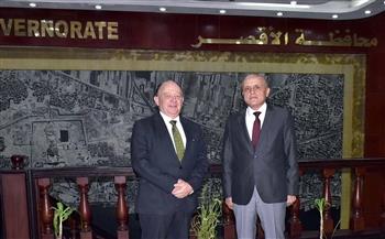 محافظ الأقصر يستقبل السفير الأرجنتيني لبحث سبل تعزيز السياحة