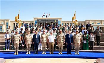 القوات المسلحة تنظم زيارة للملحقين العسكريين المعتمدين إلى الأكاديمية العسكرية وعدد من المشروعات القومية