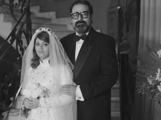 رحمة أحمد بفستان زفاف..أيه الحكاية؟ 