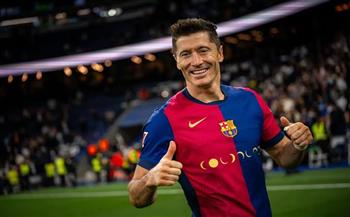 مباراة التتويج.. ليفاندوفسكي يقود برشلونة أمام إسبانيول في الدوري