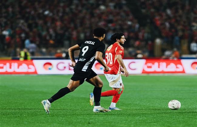 الأهلي يتعادل مع البنك في شوط أول مثير بالدوري الممتاز 