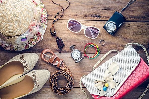 لأناقتك.. إليكِ 7 إكسسوارات عليكِ إضافتها لملابسك