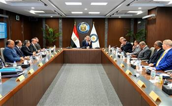 وزير البترول: خطة متكاملة للتكنولوجيات الرقمية وكفاءة الطاقة بمواقع العمل البترولي