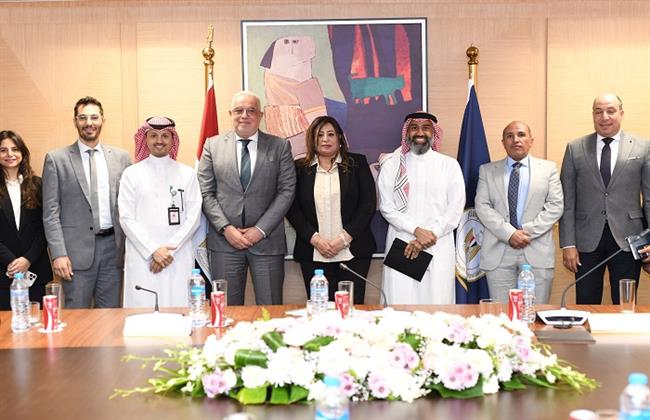 مساعد وزير السياحة تلتقي وفد ممثلي البنك الدولي ووزارة الحج والعمرة السعودية 