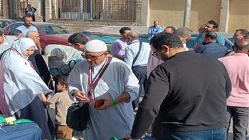 انطلاق فوج حجاج الجمعيات الأهلية بالإسماعيلية إلى الأراضي المقدسة