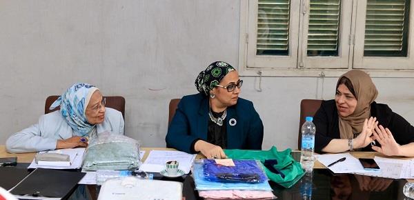 المستشارة أمل عمار تجتمع مع فرع المجلس بأسوان لشكر جهود تمكين المرأة والفتاة