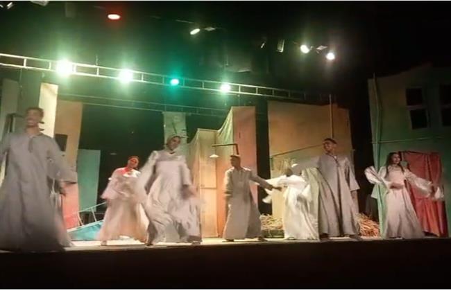 عرض "كوبري الناموس" بقصر ثقافة الزقازيق ضمن الموسم المسرحي