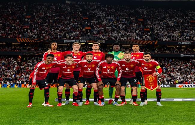انطلاق مباراة مانشستر يونايتد وتوتنهام في نهائي الدوري الأوروبي