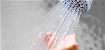 4  أضرار شائعة للاستحمام بالماء الساخن