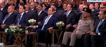 الرئيس السيسي يعزي محافظ الوادي الجديد في وفاة شقيقه