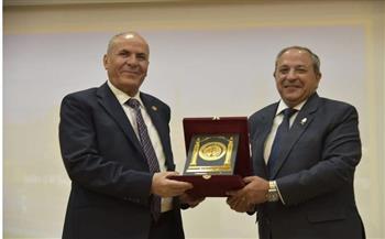 محافظ بورسعيد ورئيس هيئة قضايا الدولة يشهدان تكريم عدد من المستشارين