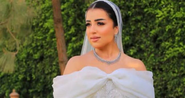نهى صالح تحتفل بزفافها في حفل عائلي