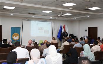 محافظ أسوان يقدم التهنئة لأهالى المحافظة للتطبيق الفعلي لمنظومة التأمين الصحي الشامل