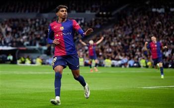 لامين يامال يطلب الحصول على أعلى راتب في برشلونة