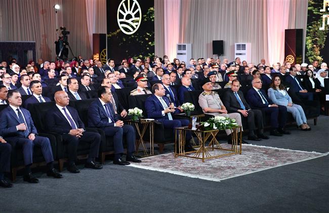 الرئيس السيسي يدعو لتوطين صناعة «لبن الأطفال» 