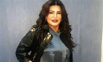 نجوى فؤاد تطمئن جمهورها على صحتها
